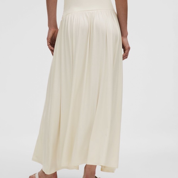 LULULEMON 2-1 Maxi Skirt Dress Light Ivory Large EUC / Worn 2x No Flaws - Picture 4 of 13